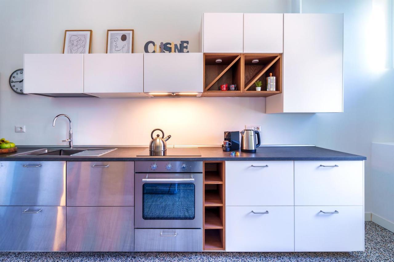 Apartament Duomo/Navigli Casa Elegante In Zona Tortona Mediolan Zewnętrze zdjęcie