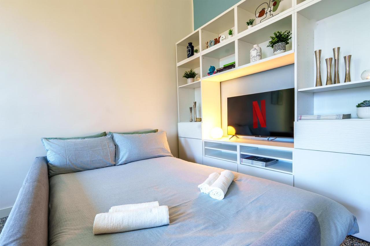 Apartament Duomo/Navigli Casa Elegante In Zona Tortona Mediolan Zewnętrze zdjęcie